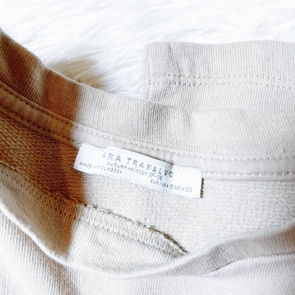 Zara Classic Crewneck Light Sweater Beige Size S